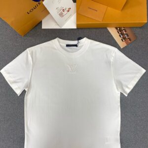 루이비통 엠보싱 반팔티셔츠