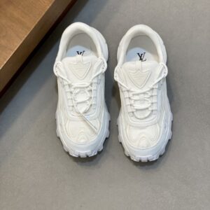 루이비통 프리미엄 스니커즈