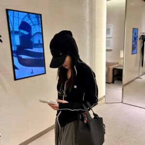 샤넬 집업가디건