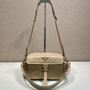 프라다 메신저백