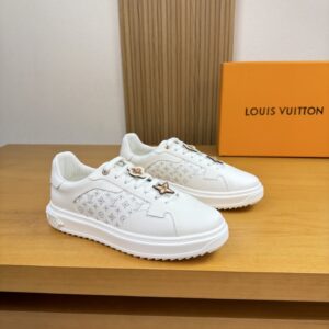루이비통 남녀공용 스니커즈