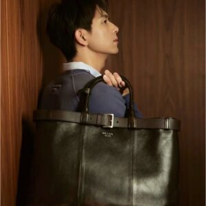 프라다 버클 벨트 토트백 미디엄