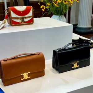 셀린느 트리옹프 폴리오 미디움