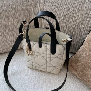 디올 뚜주흐 스몰