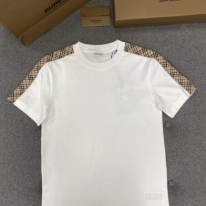 𝗕𝗨𝗥𝗕𝗘𝗥𝗥𝗬 체크패치 면 반팔티셔츠