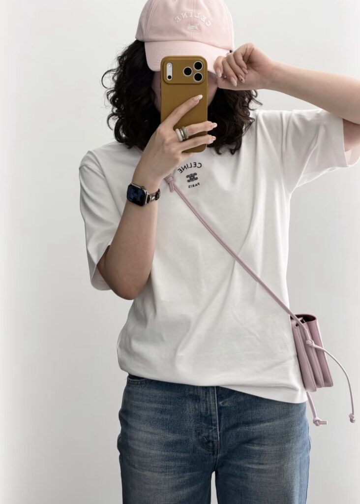𝗖𝗘𝗟𝗜𝗡𝗘 여성 자수 면 저지 루즈 티