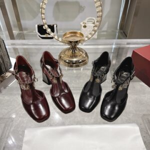 로저비비에 트레비비에 85 골드 참 펌프스