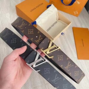 루이비통 남성용 4cm 벨트 컬렉션