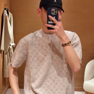 루이비통 모노그램 쇼트 슬리브드 크루넥