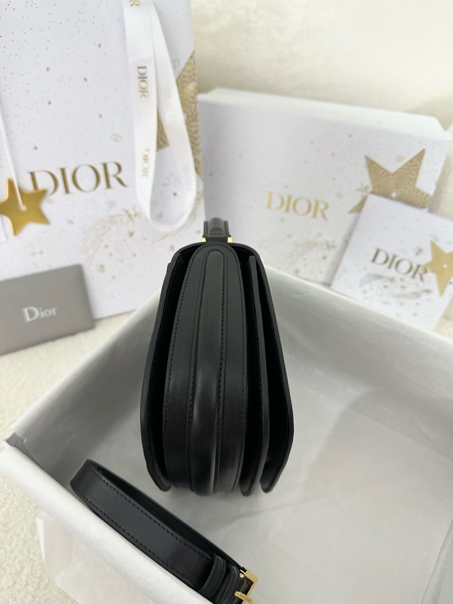 디올 DIOR 30 몽테인 애비뉴 미디엄 탑 핸들백 - 이미지 17