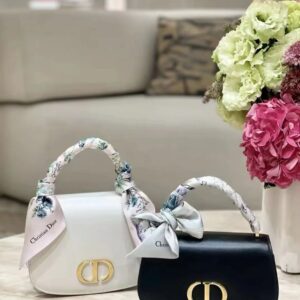 디올 DIOR 30 몽테인 애비뉴 미디엄 탑 핸들백