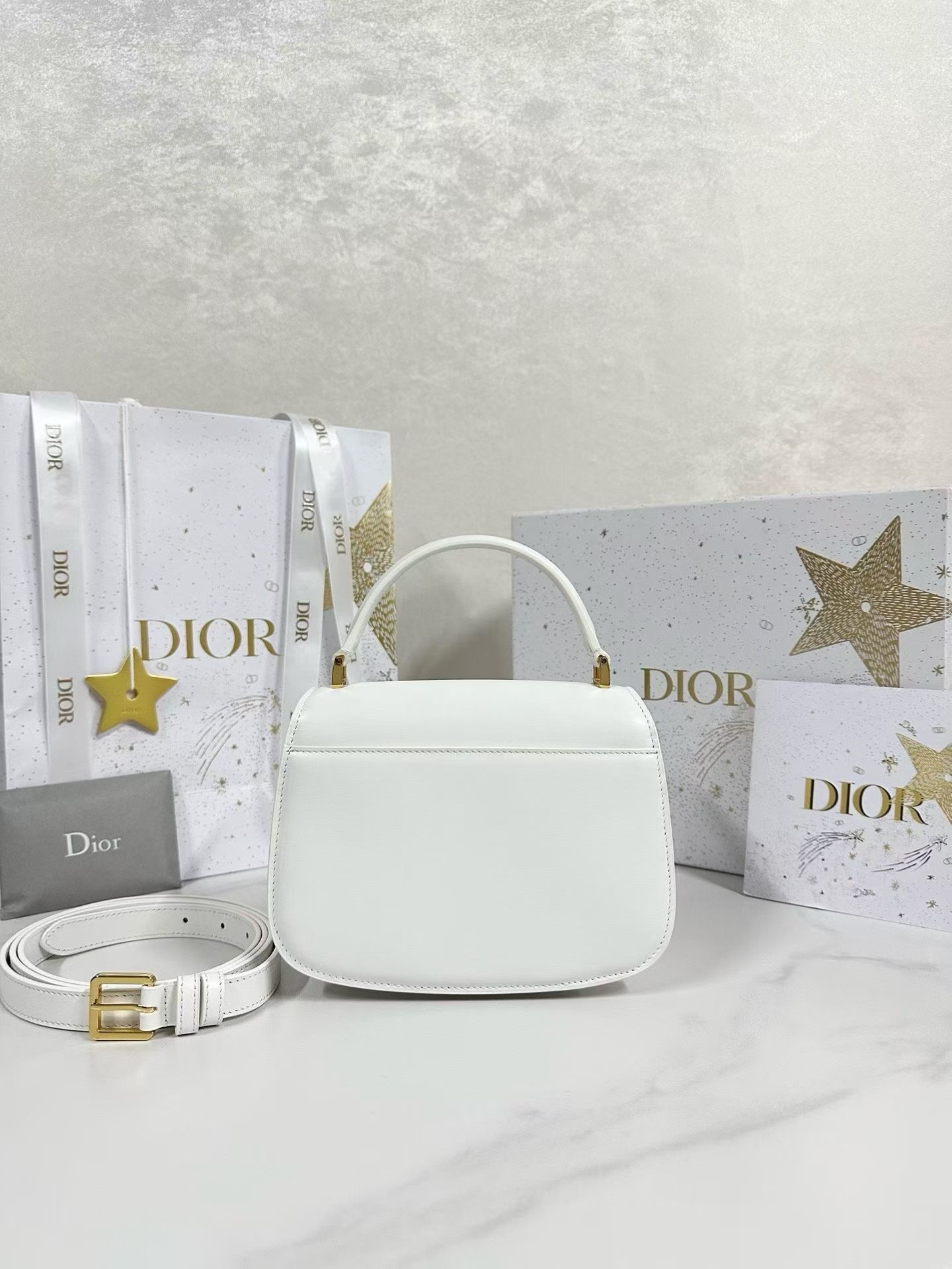 디올 DIOR 30 몽테인 애비뉴 미디엄 탑 핸들백 - 이미지 12