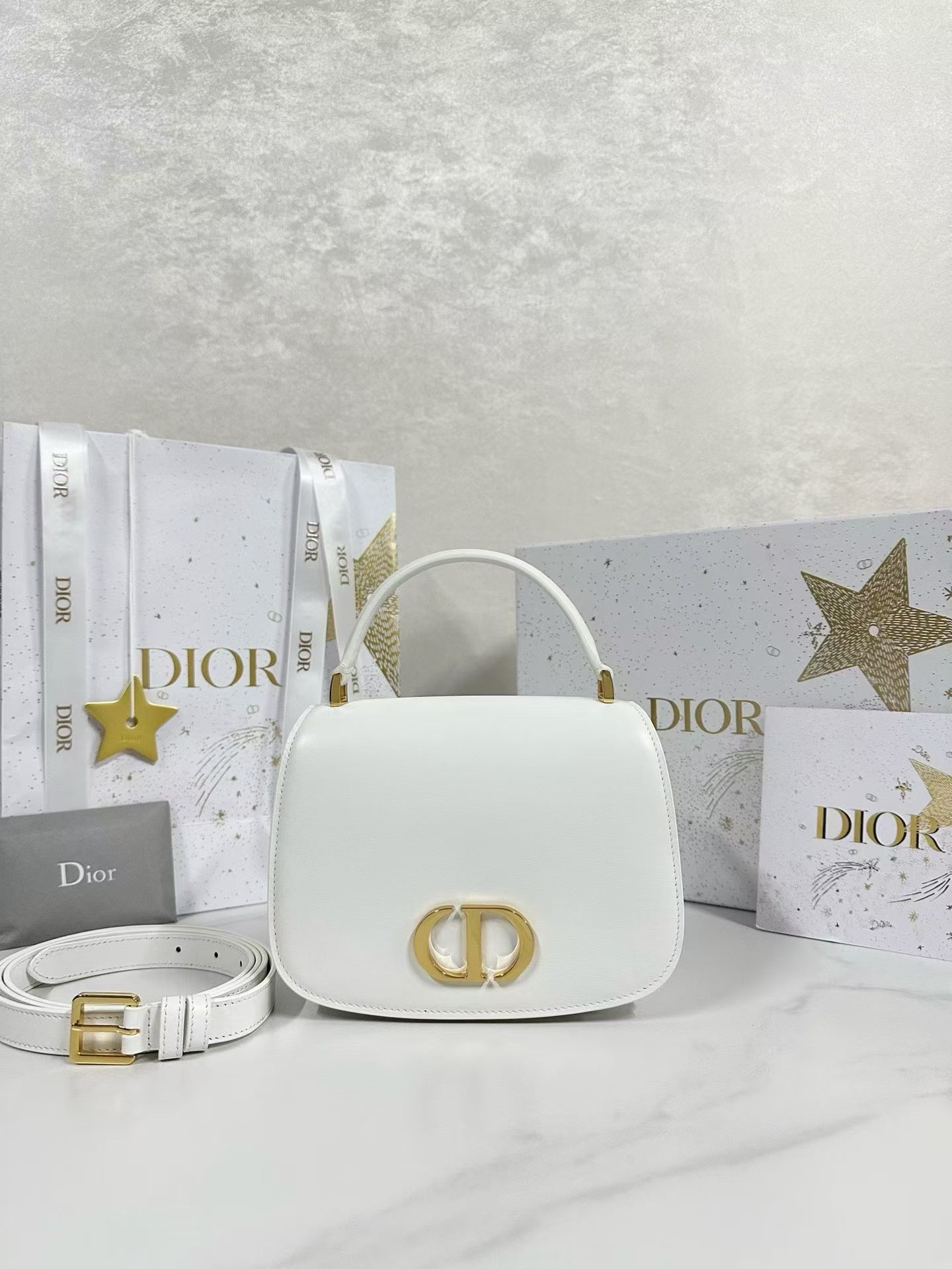 디올 DIOR 30 몽테인 애비뉴 미디엄 탑 핸들백 - 이미지 11