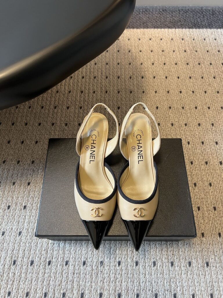 샤넬 배색 스트랩샌들 6.5cm