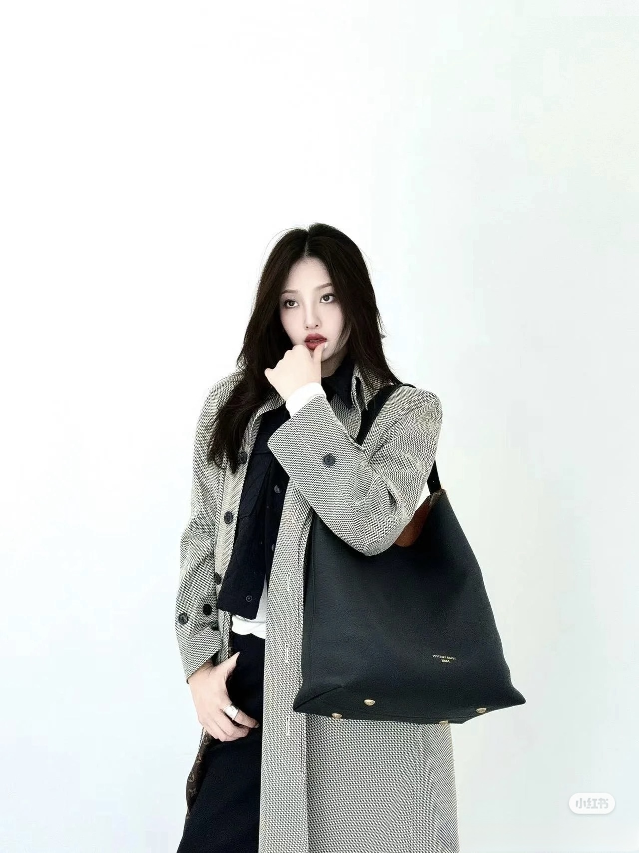 루이비통 로우 키 호보 mm - 이미지 3