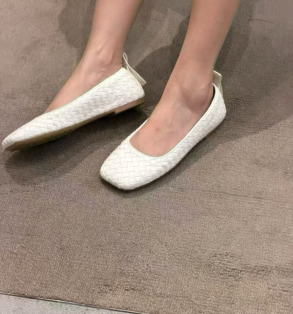 보테가 샬롯 발레리나 슈즈