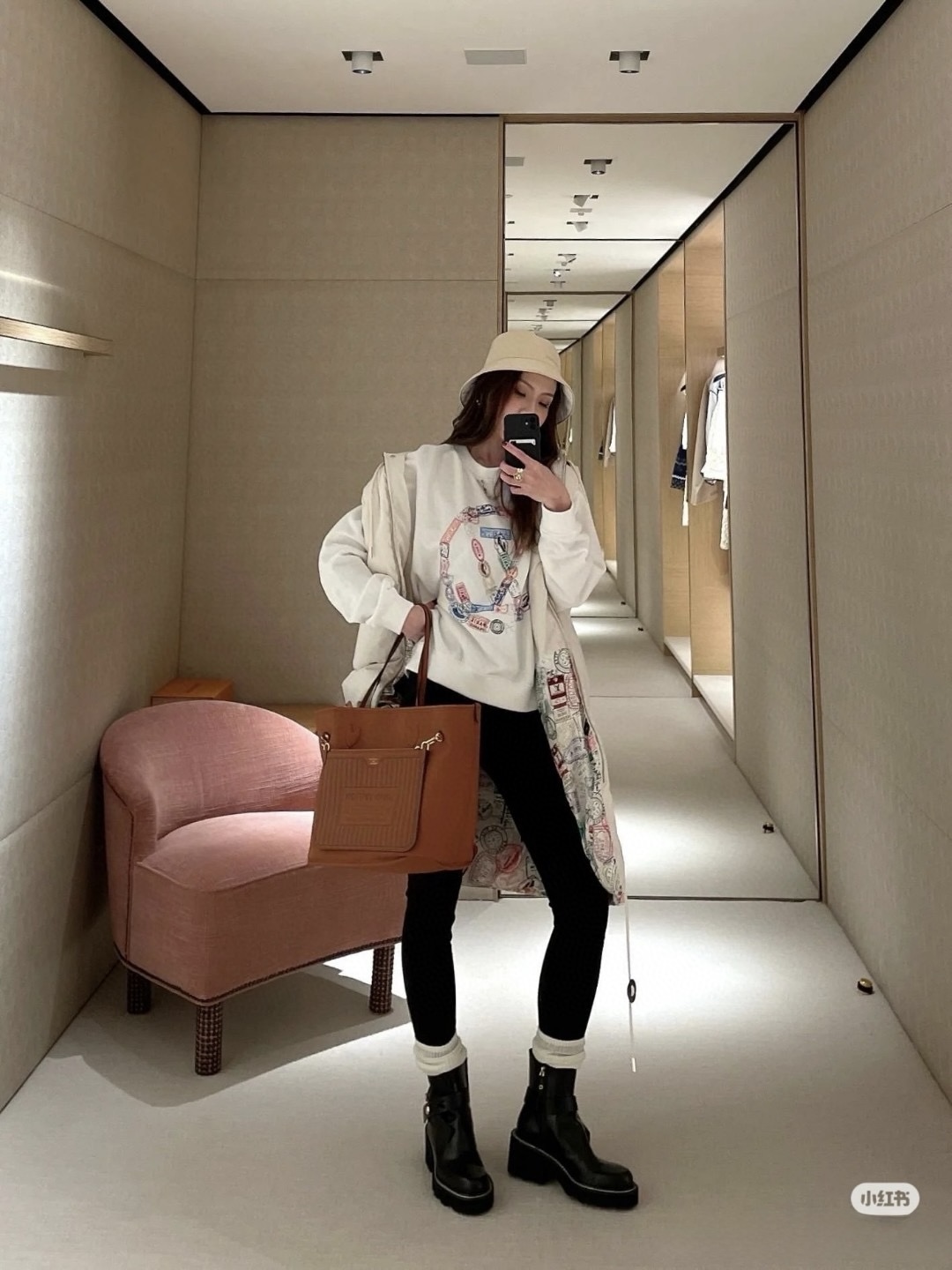 루이비통 네버풀 인사이드 아웃mm - 이미지 23