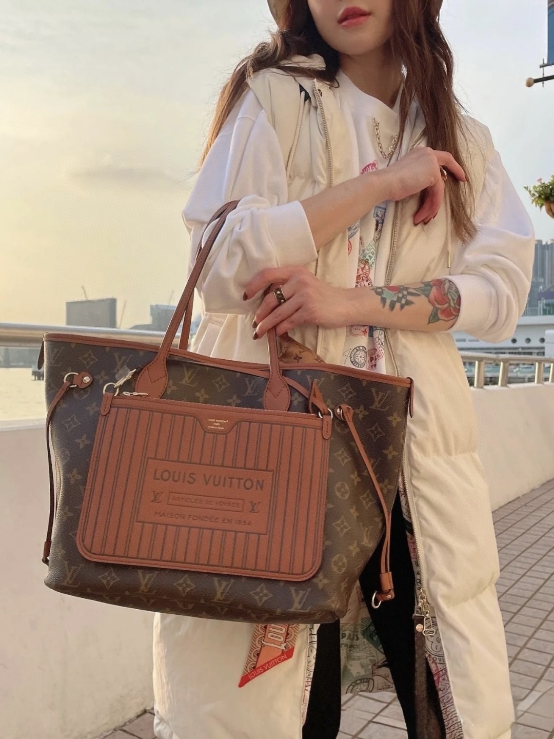 루이비통 네버풀 인사이드 아웃mm - 이미지 29