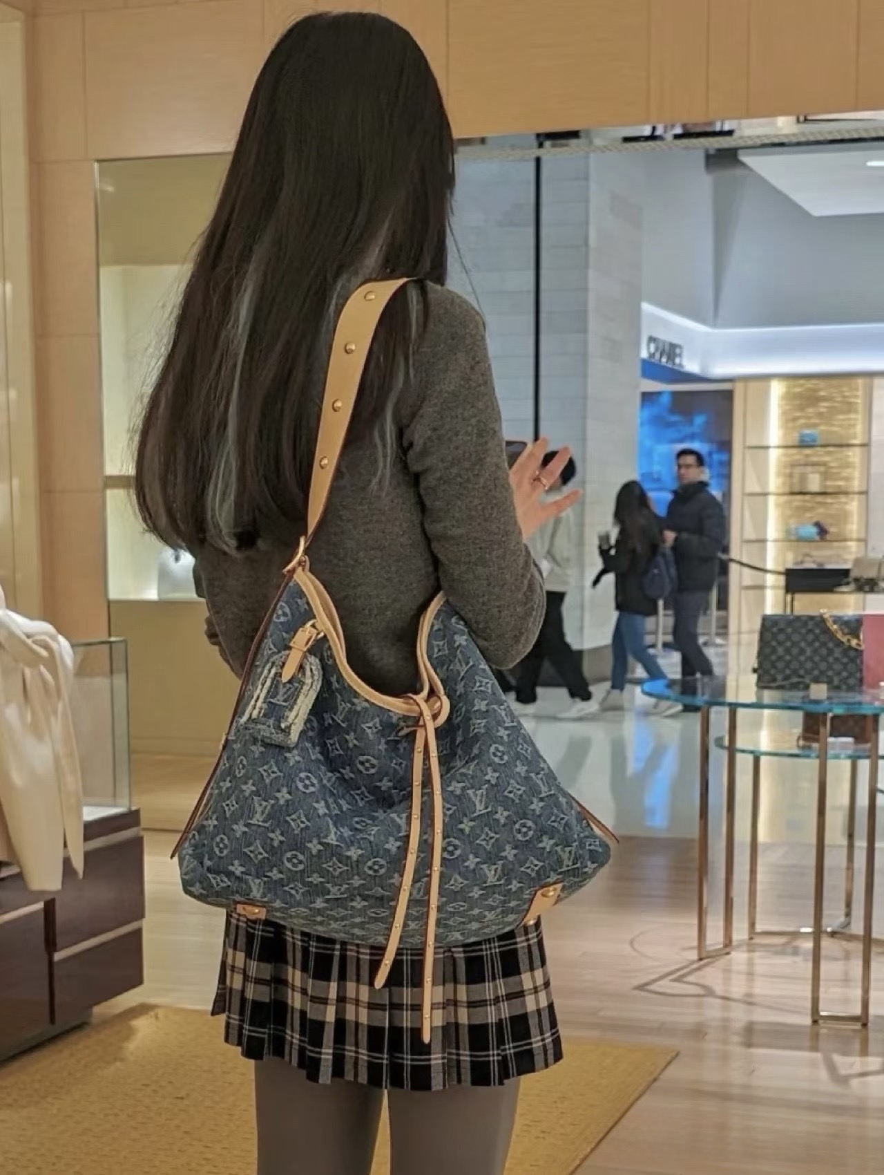 루이비통 모노그램 데님 캐리올 MM 블루 - 이미지 4