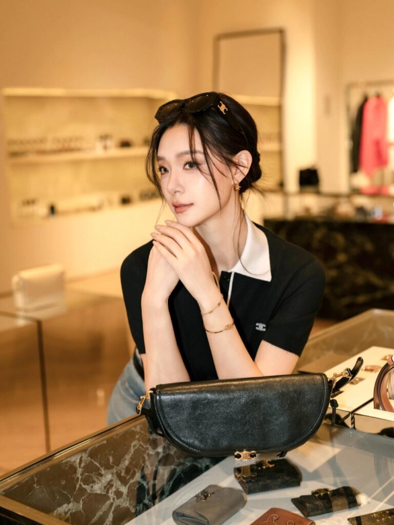 셀린느 여성 니트 폴로 셔츠