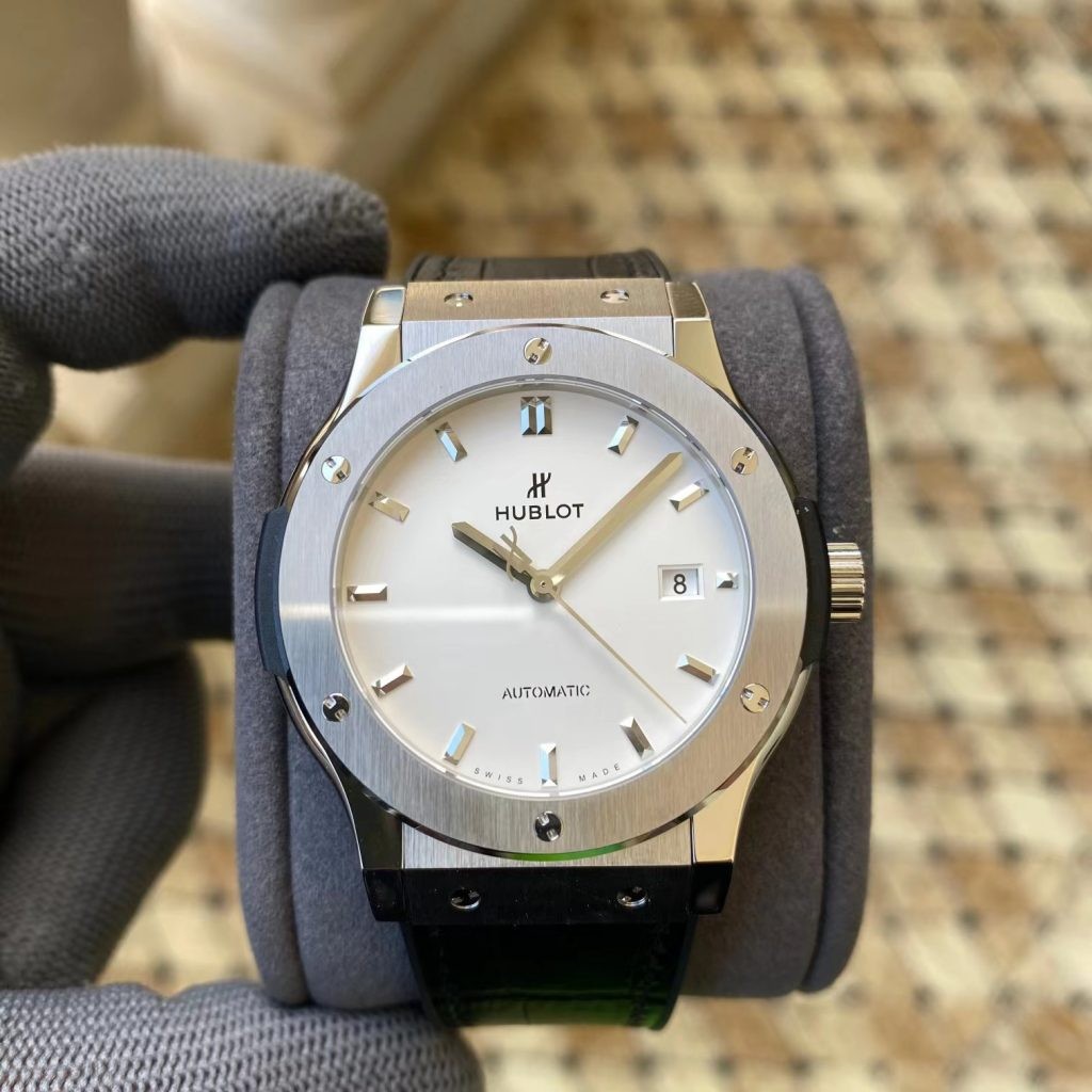 위블 클래식 퓨전 티타늄 42mm - 이미지 2