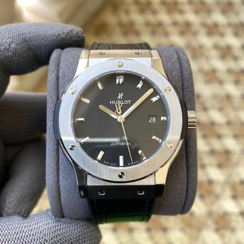 위블 클래식 퓨전 티타늄 42mm - 이미지 3