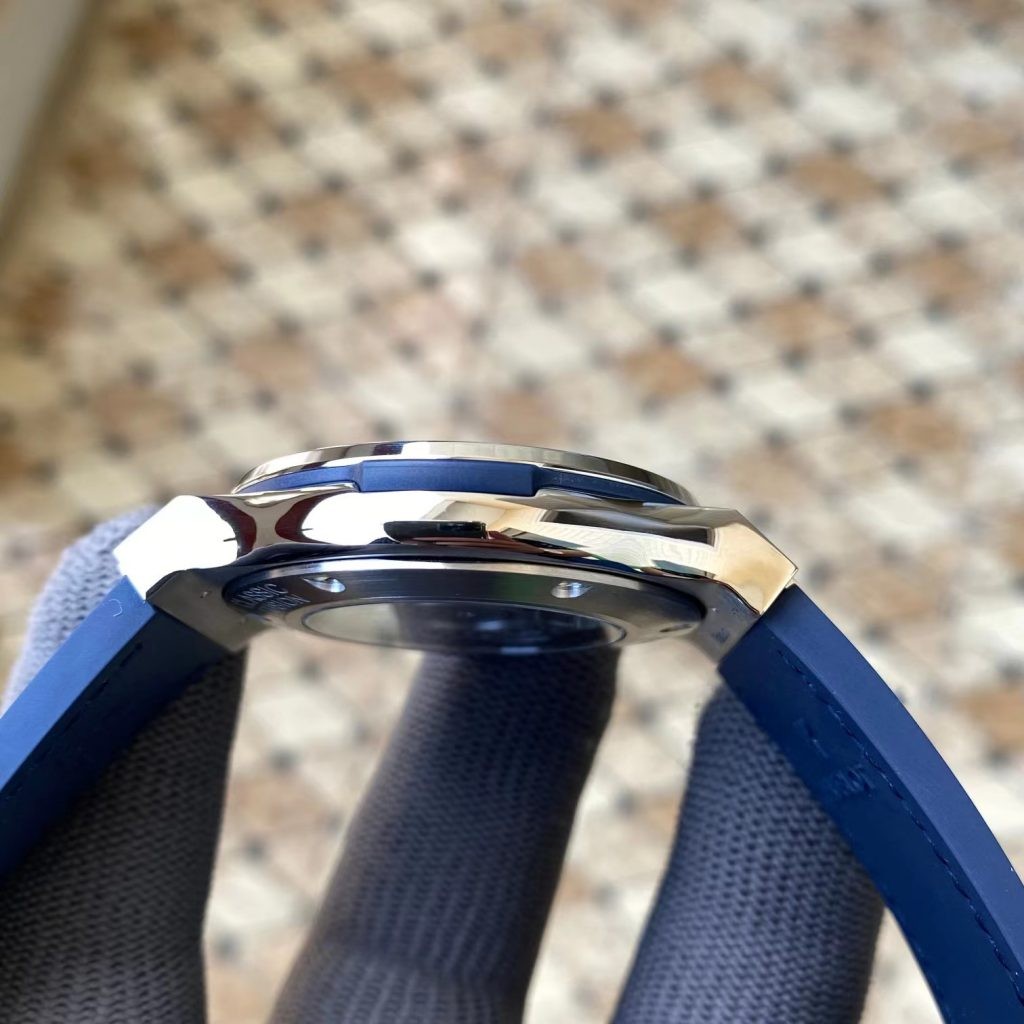 위블 클래식 퓨전 티타늄 42mm - 이미지 8