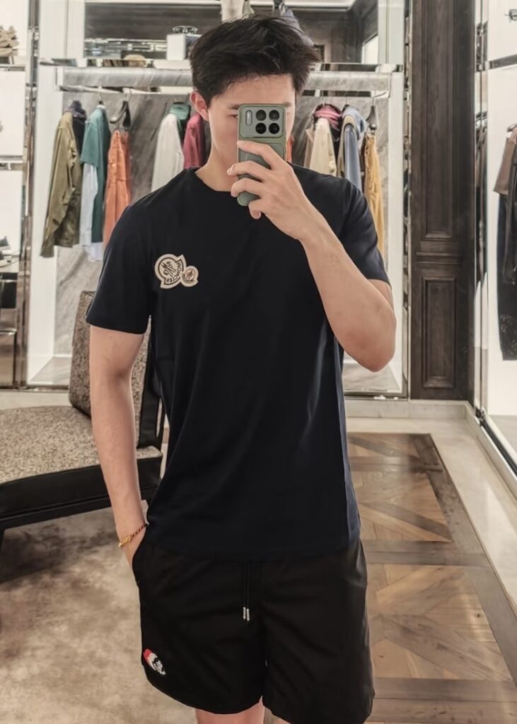 몽클레어 라운드넥 티셔츠