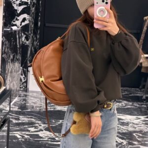 셀린느 소프트 트리옹프 하프문 라지