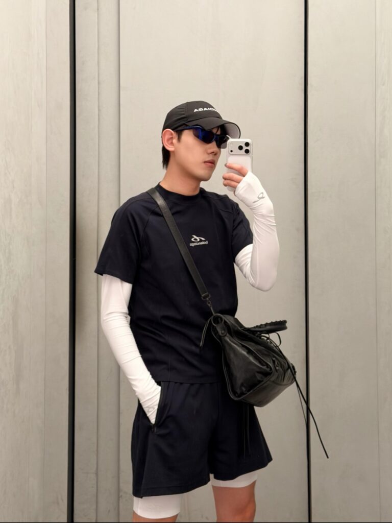 발렌시아가 테크웨어 하프팬츠