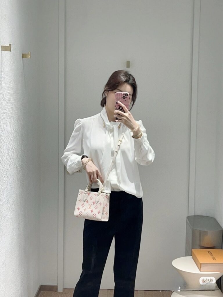 루이비통 온더고 BB m47115