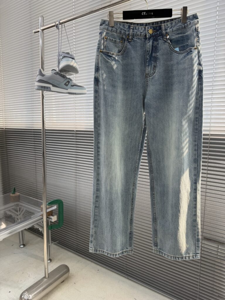 루이비통 루즈 스트레이트핏 데님