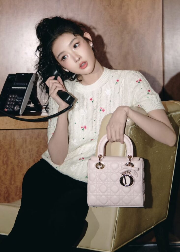 디올 버드 플라워 니트