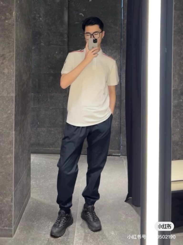 몽클레어 폴로 셔츠