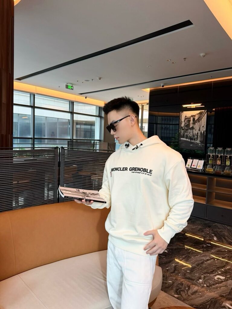 몽클레어 후드 면 스웨트