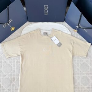 디올 프론트 로고 니트