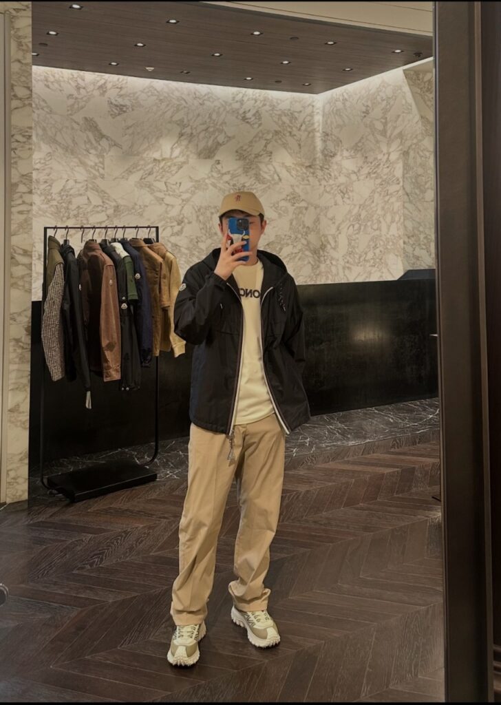 몽클레어 방풍 엠블럼 후드 자켓