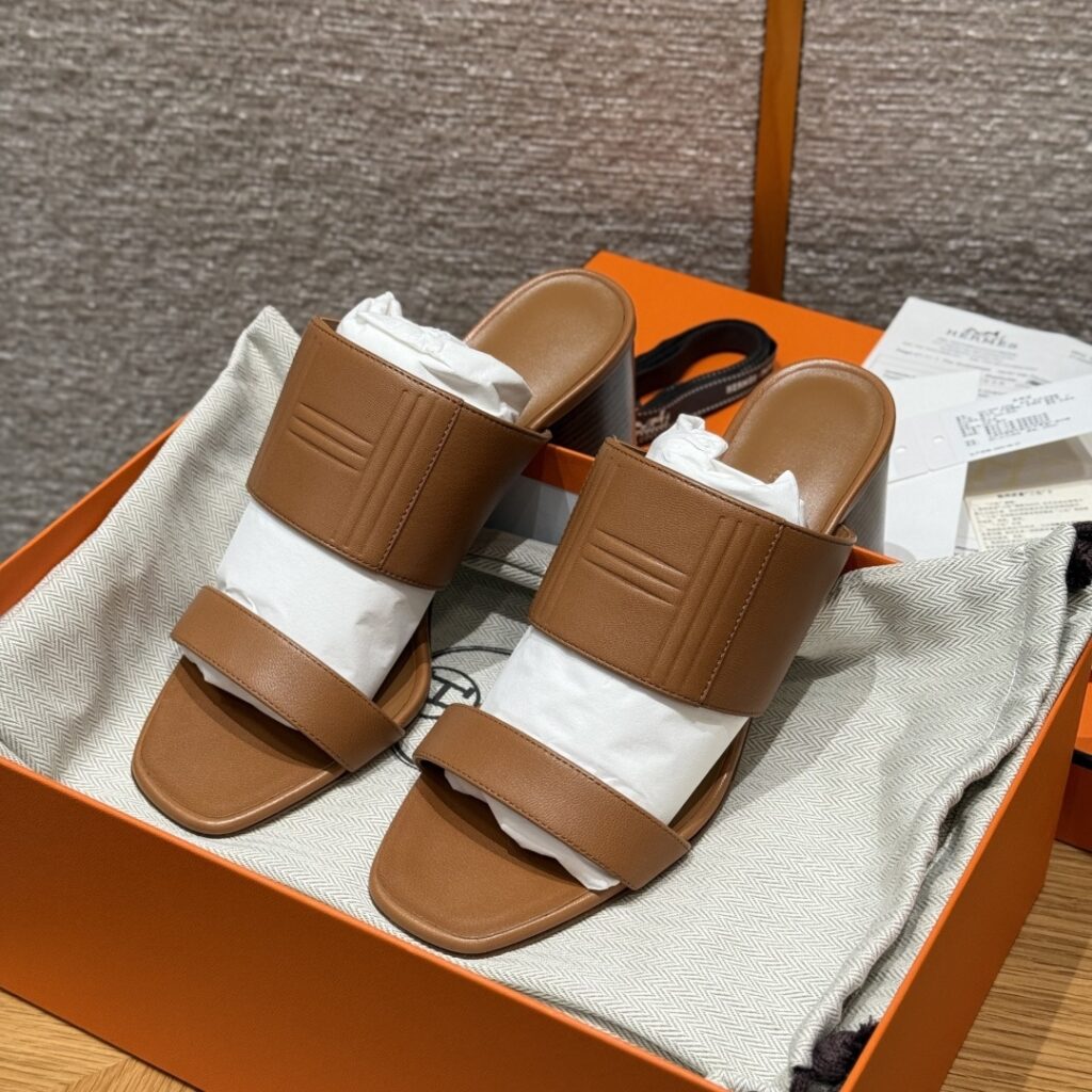 에르메스 모니카60 샌들