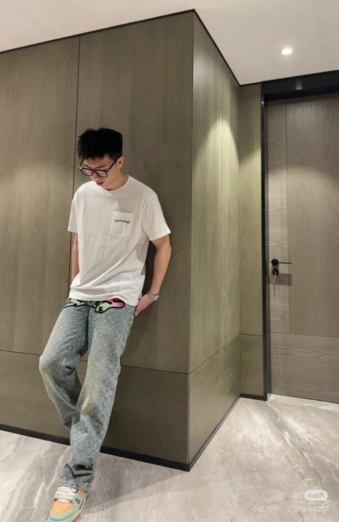 크롬하츠 포켓 레터링 티셔츠
