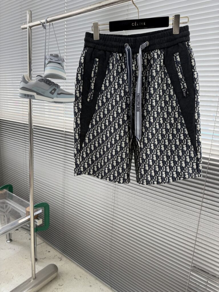 디올 오블리크 패턴 하프 팬츠