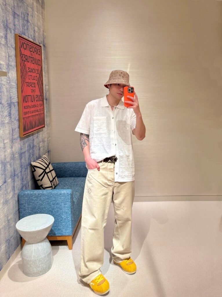 루이비통 로고 스티치 루즈 핏 스킨 데님