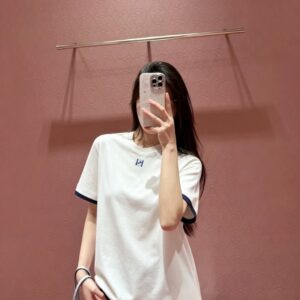 펜디 레이어드 느낌의 티셔츠