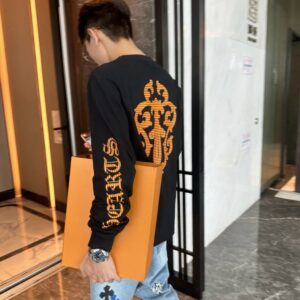 크롬하츠 오렌지 레터링 롱 슬리브