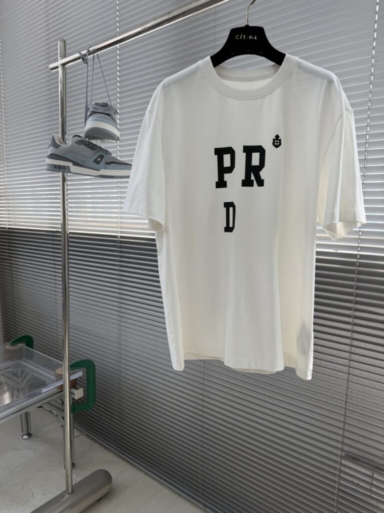 프라다 PR티셔츠