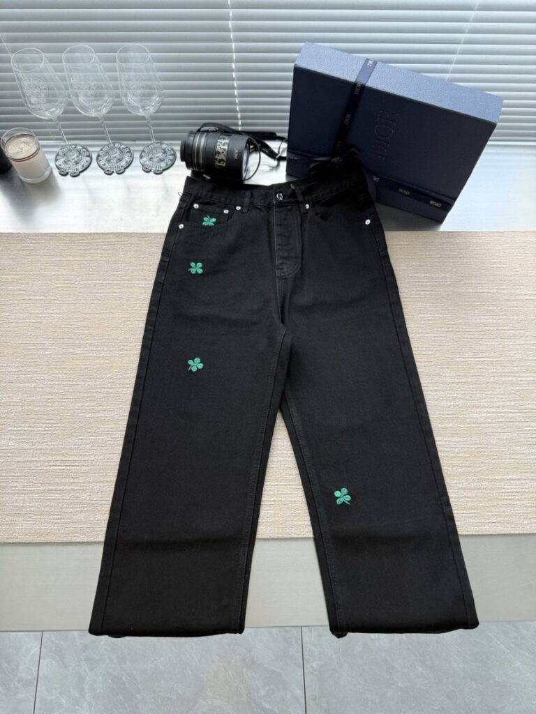 디올 클로버 자수 블랙 데님