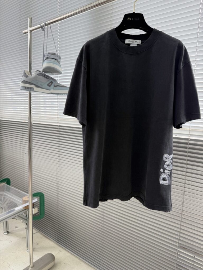 디올 FW 로고 텍스처 빈티지 라운드넥 티셔츠