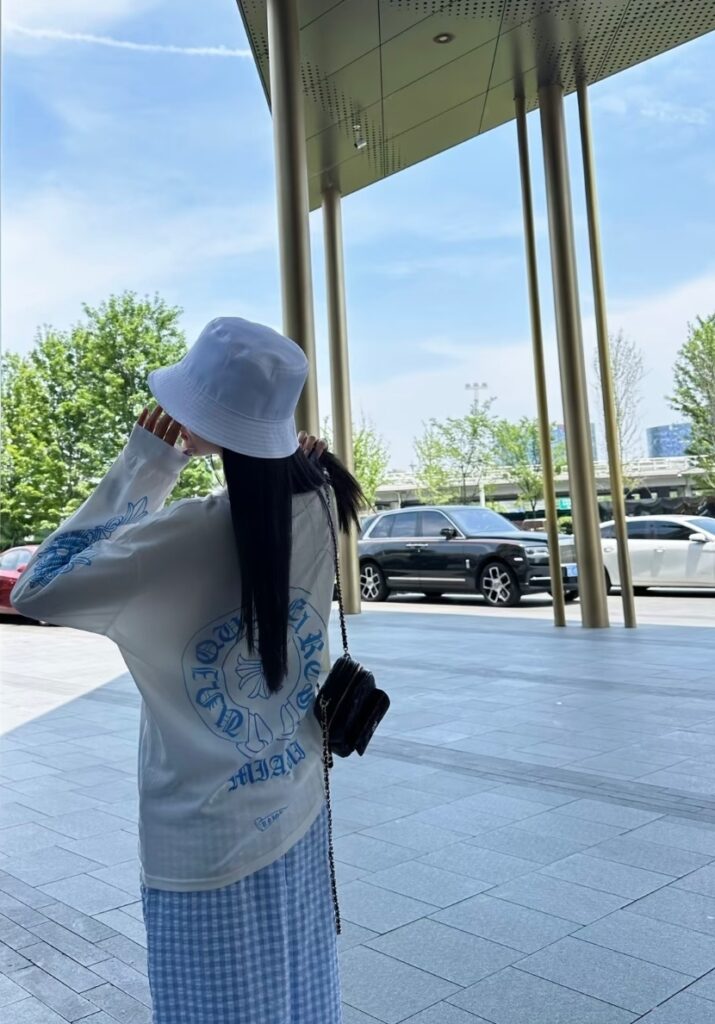 크롬하츠 마이애미 한정판 산스크리트어 롱 슬리브