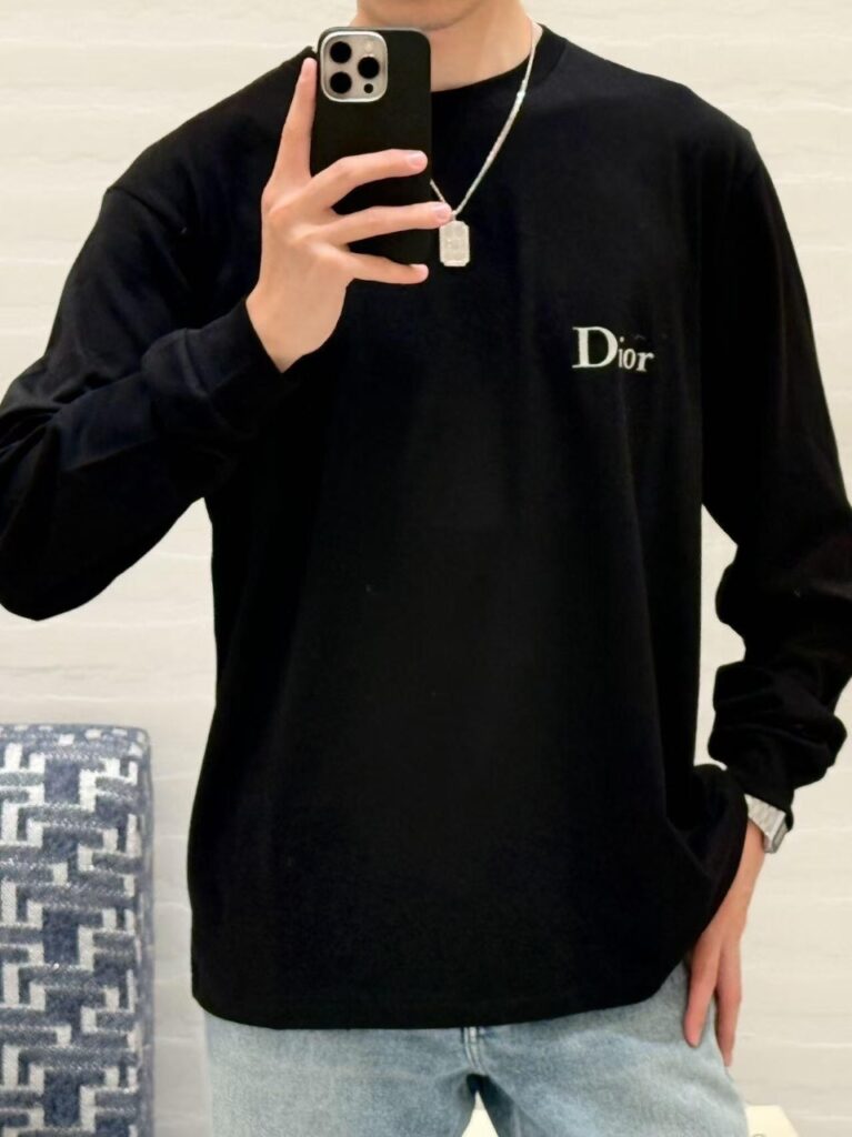 디올 로고 베이직 롱 슬리브