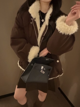 로에베 시어링 트리밍 자켓