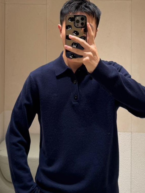 버버리 캐시미어 혼방 폴로 셔츠